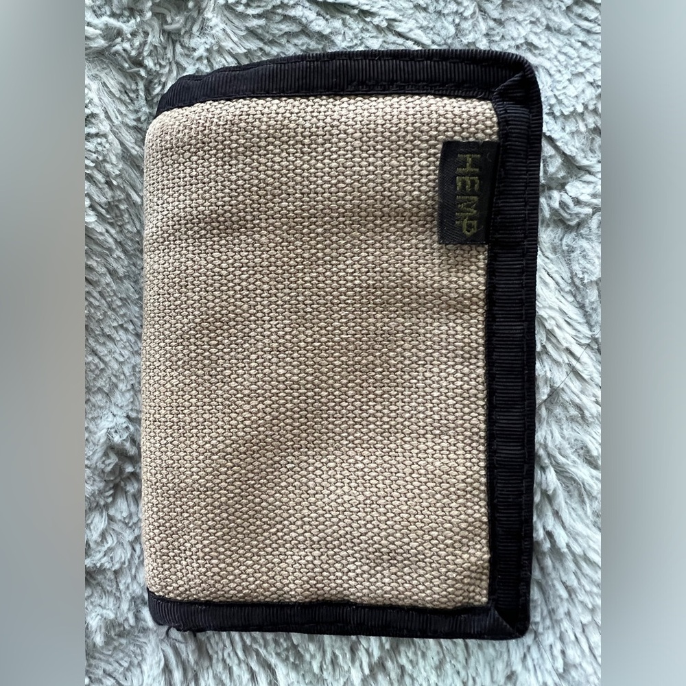 Hemp wallet